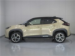 ヤリスクロス HV Z