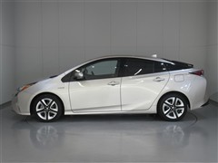 プリウス A ツーリングセレクション