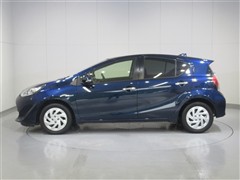 アクア S スタイルブラック