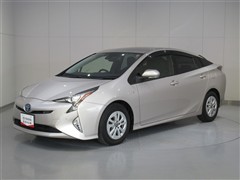 トヨタ プリウス Sセーフティプラス