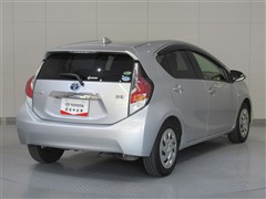 アクア S スタイルブラック