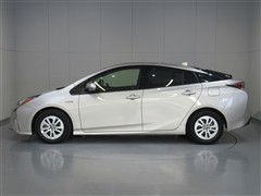 プリウス セーフティプラス