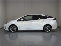 プリウス A ツーリングセレクション