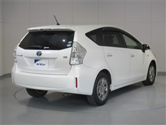 プリウスアルファ Sチューンブラック