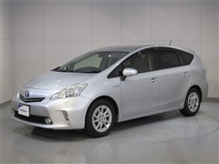 プリウスアルファ S