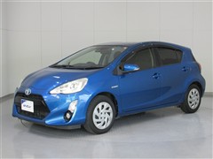 トヨタ アクア G