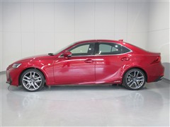 IS300h F スポーツ