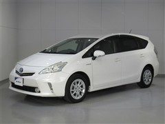 トヨタ プリウスアルファ S