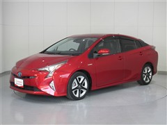 トヨタ プリウス A ツーリングセレクション