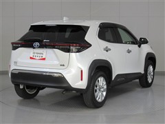 ヤリスクロス HV G