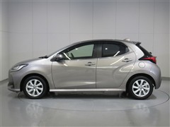 ヤリス HV Z