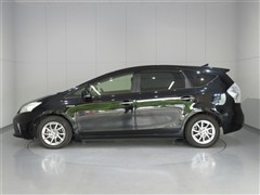 プリウスアルファ S チューンブラッ