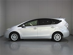 プリウスアルファ G