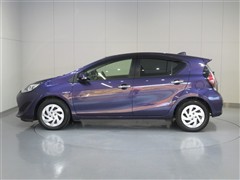 アクア S スタイルブラック