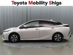 プリウスPHV A