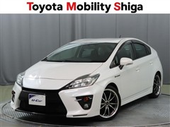 トヨタ プリウス Sツ-リングSEL G's