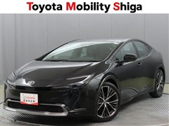 トヨタ　プリウス Z