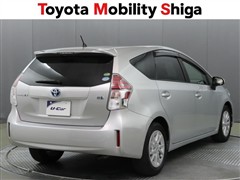 プリウスアルファ S