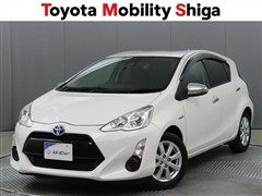 トヨタ　アクア G