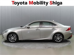 IS300h バージョンL