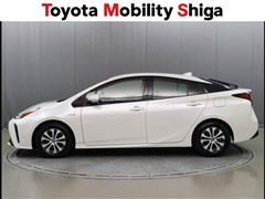 プリウス A