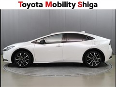 プリウスPHEV Z