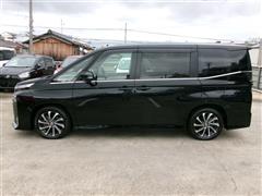 ヴォクシーハイブリッド S-Z