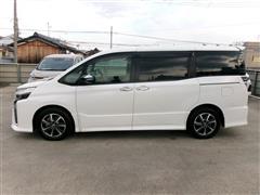 ヴォクシー ZS キラメキ