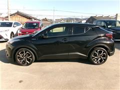 C-HRハイブリッド G