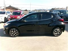 ヤリスハイブリッド Z