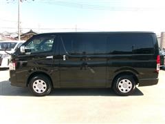 ハイエースバン スーパーGLダーク