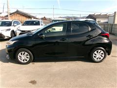 ヤリスハイブリッド G