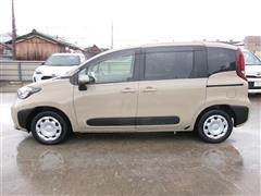 シエンタハイブリッド G