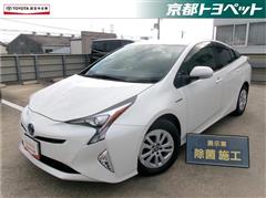 プリウス Sセーフティプラス