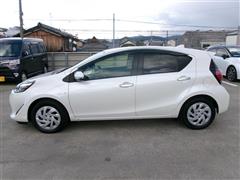 アクア S スタイルブラック