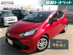 トヨタ アクア X