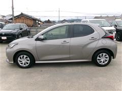 ヤリスハイブリッド G