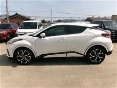 C-HRハイブリッド G