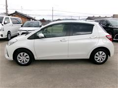 ヴィッツ Fセーフティエディション2