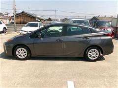 プリウス S セーフティプラス2