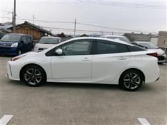 プリウス A ツーリングセレクション