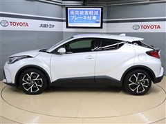 C-HRハイブリッド G