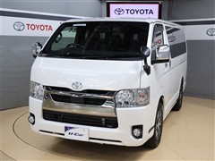ハイエースV スーパーGLダークP2