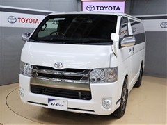 トヨタ ハイエースV スーパーGLダークP2
