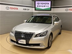 クラウンマジェスタ