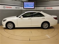 クラウン ロイヤルサルーン