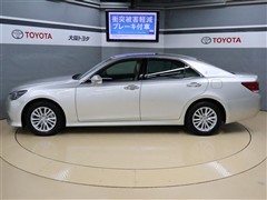 クラウン ロイヤルサルーン