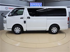 ハイエースV スーパーGLダークP2