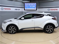 C-HRハイブリッド G