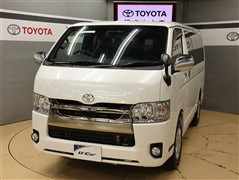 トヨタ ハイエースV スーパーGLダークP2